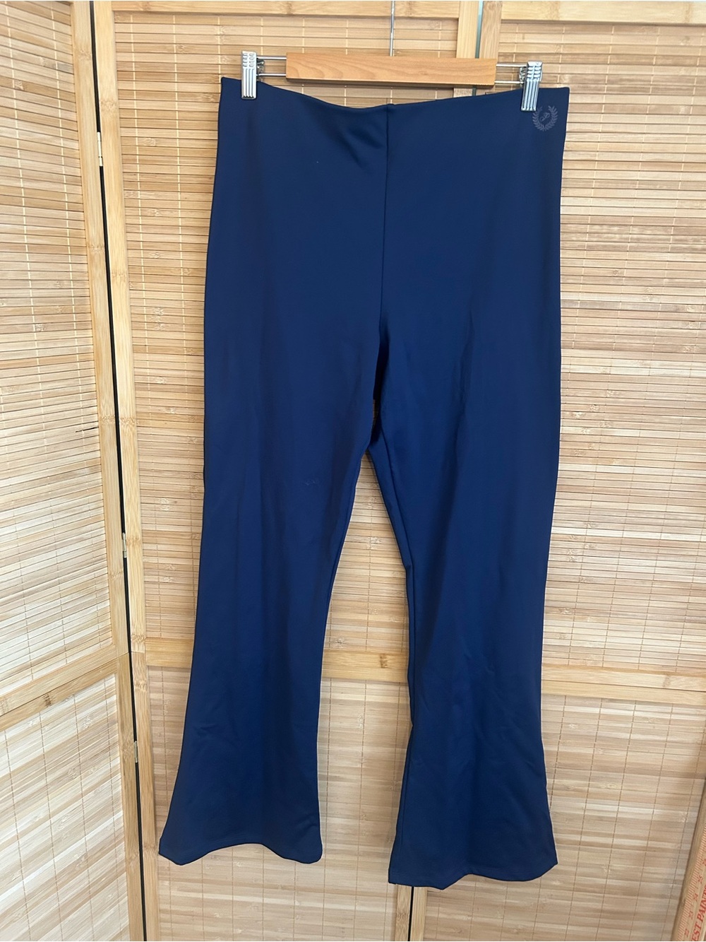PINK by Victoria Secret Navy Winter Flare Leggings pull on pants NWT woman’s XL